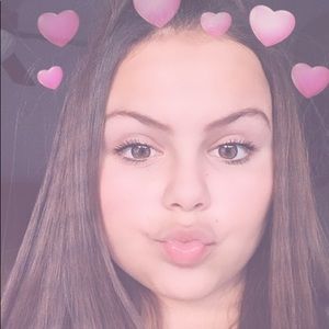 Meet your Posher, Abby